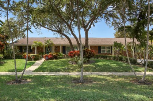 512 Privateer Rd, West Palm Beach, FL 33408-4332