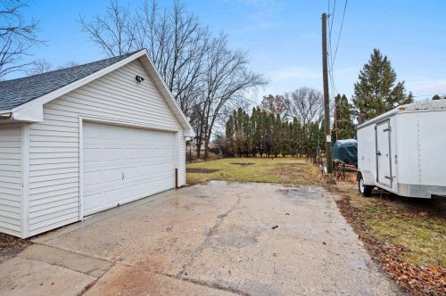 330 Grove St, Manawa WI  54949-9251 exterior