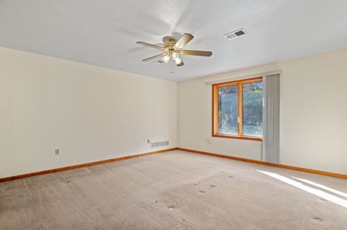 17 Brookside Dr, Mc Donald PA  15057-4401 exterior