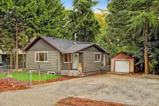 12630 34th Ave, Seattle, WA 98168-2502