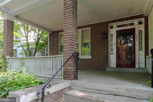 3937 Military Rd, Washington, DC 20015-2927