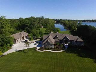 8146 Angola Rd, Holland, OH 43528-9772
