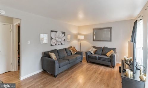 14397 Surrydale Dr, Woodbridge VA  22193-3470 exterior