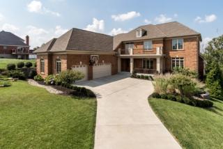 1 Queens View Ln, Newport, KY 41076-1570