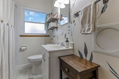 2804 Columbus St, Darbydale OH  43123-2863 exterior