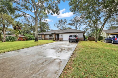 7009 Arthurs Rd, Fort Pierce, FL 34951-2091