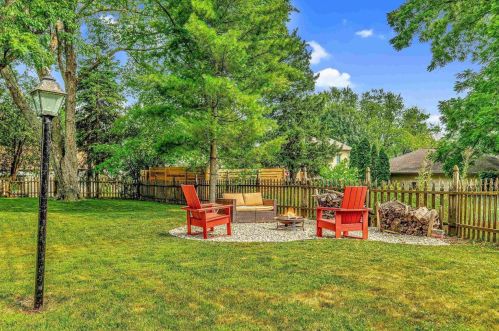 701 Rollin St, Edgerton, WI 53534-1127