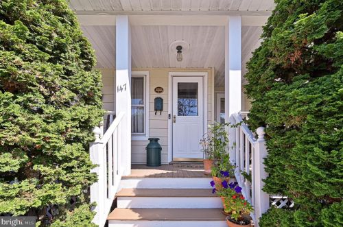 147 Embury Ave, Ocean Grove, NJ 07756-1248