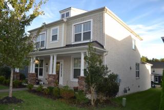515 Phillips Dr, Franklin, TN 37067-5990