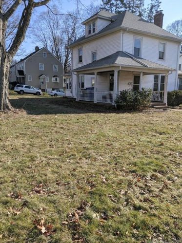 45 Cone St, Manchester, CT 06040-4451