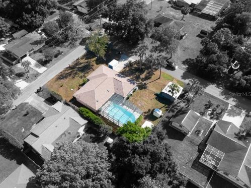 144 Elm Dr, Orange City, FL 32763-7401