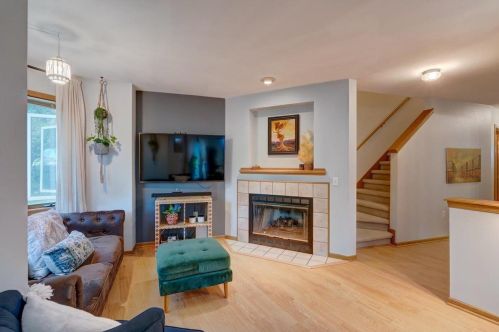 31 Ponwood Cir, Madison WI  53717-1179 exterior