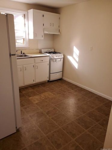 1 Intervale Ave, White Plains NY  10603-1708 exterior