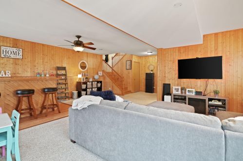 1849 Sunset Dr, Twin Lakes WI  53181-9249 exterior