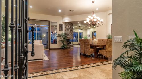 11146 Beck Ln, Scottsdale, AZ 85255-1825