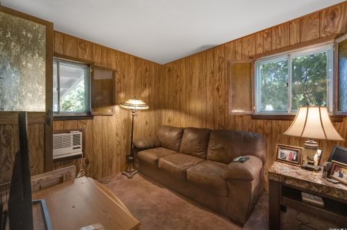 10 Purdy Ave, Elwood NY  11731-4503 exterior