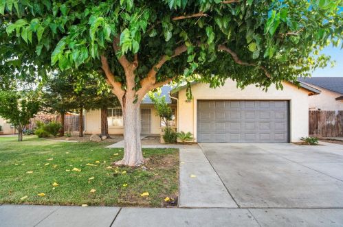 6803 Paaga Ave, Winton, CA 95388-9269