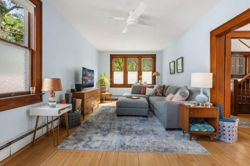1159 Lawe St, Green Bay, WI 54301-3422