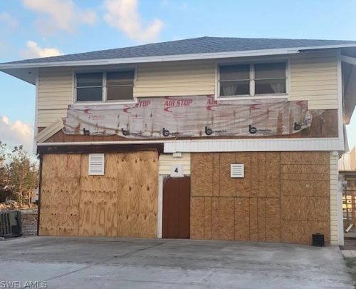 4 Pepita St, Fort Myers Beach, FL 33931-4207
