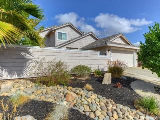 5609 Bolton Way, Rocklin, CA 95677-2565