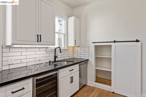 3012 Fulton St, Berkeley CA  94705-1805 exterior