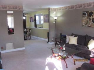 445 Howell St, Philadelphia PA  19120-1112 exterior
