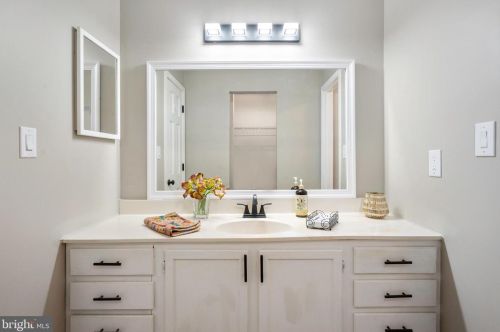 12900 Verrey Ct, Spotsylvania VA  22551-8009 exterior