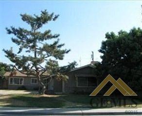 2205 Oakwood Dr, Bakersfield, CA 93304-5435