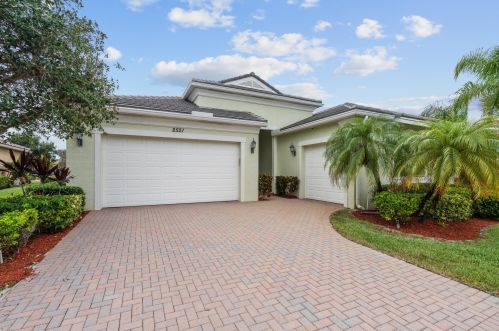 2521 Vicara Ct, West Palm Beach, FL 33411-1479