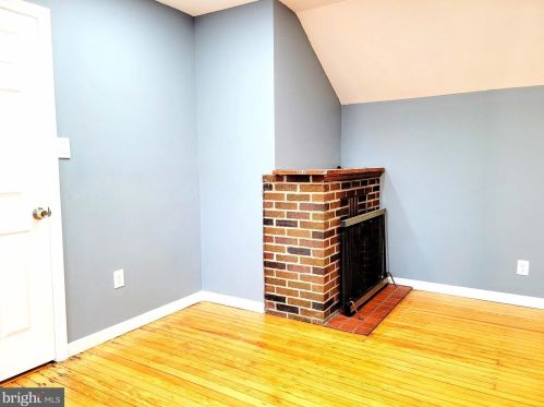 20 Kendall Blvd, Camden NJ  08107-1512 exterior