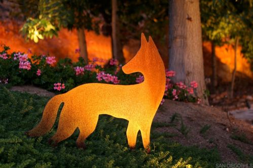 3637 Dove Holw Rd, Encinitas CA 92024-7248 exterior