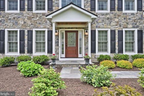 114 Fairway Dr, Harleysville, PA 19438-2517