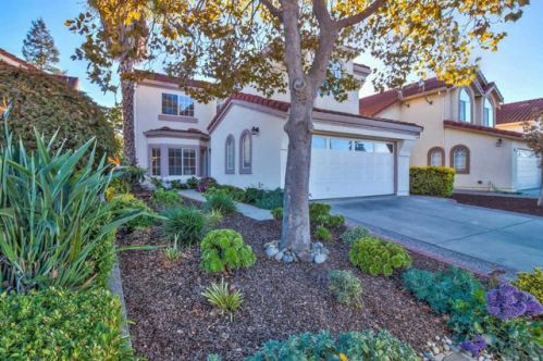 226 Edgewater Dr, Milpitas, CA 95035-4431