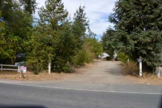 4959 Bear Creek Rd, Lodi, CA 95240-7220