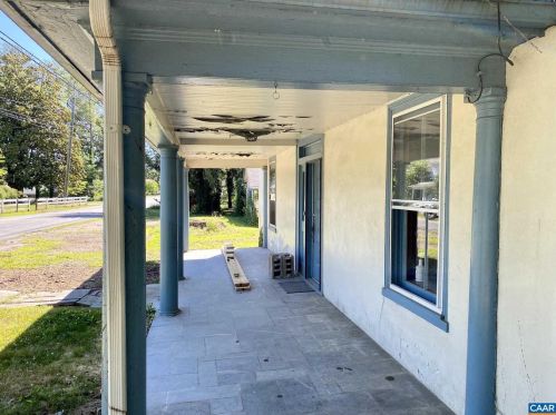 6417 Hillsboro Ln, Crozet VA  22932-3322 exterior