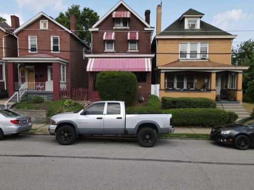 359 13th Ave, Whitaker, PA 15120-1405