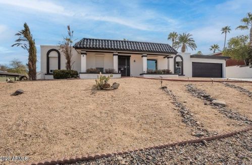 13229 8th Ave, Phoenix AZ  85029-1808 exterior