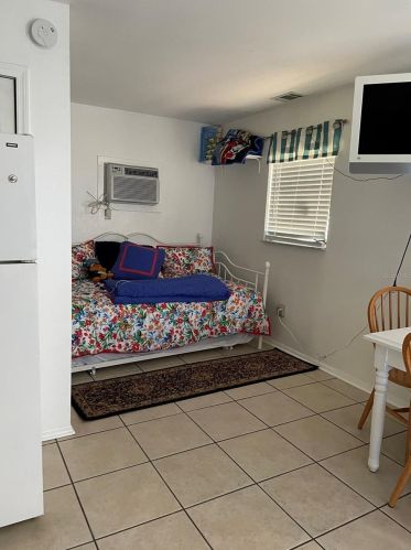 1403 Arrowsmith Ave, Orlando, FL 32809-7007