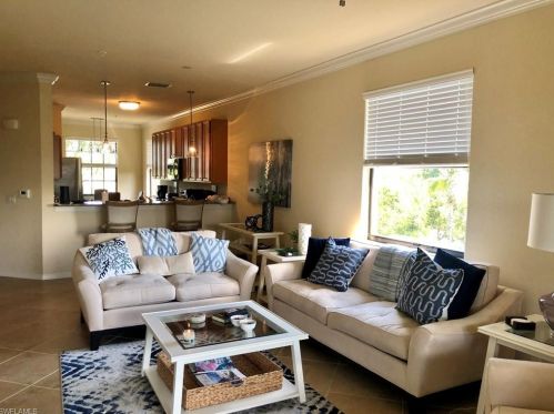 9715 Acqua Ct, Naples, FL 34113-8131