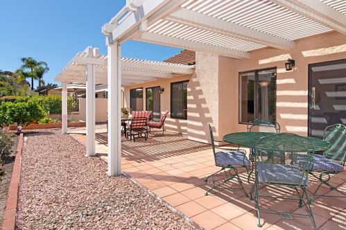 16035 Avenida Lamego, San Diego CA exterior