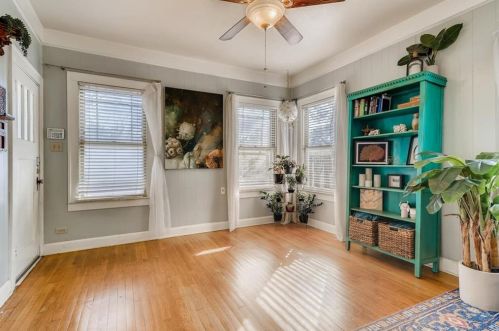 908 38th 1/2 St, Austin TX 78751-5218 exterior