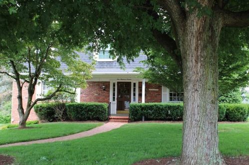 116 Clarendon Ave, New Kensington, PA 15068-2617