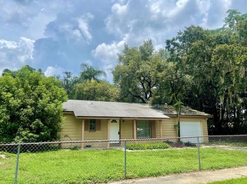 8405 Esperanza St, Orlando, FL 32817-2441