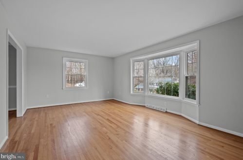 3002 Ridgevale Rd, Wilmington, DE 19808-3639
