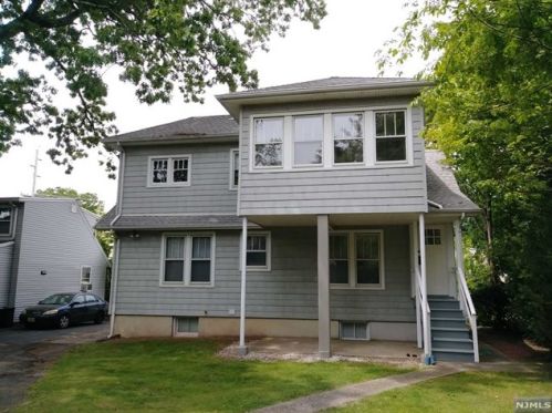 231 9th Ave, Paterson, NJ 07506-1551