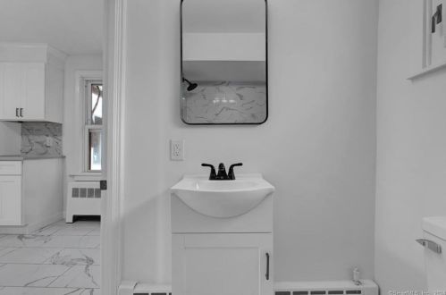 11 Frederick St, Killingly CT  06239-2709 exterior