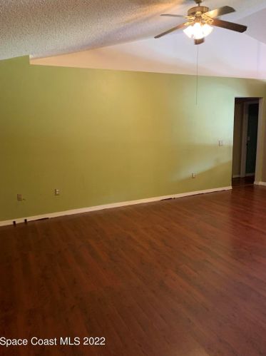 8935 102nd Ct, Vero Beach FL  32967-3062 exterior