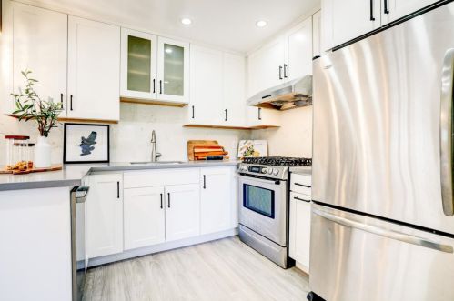 101 De Soto Way, San Bruno CA  94066-4719 exterior