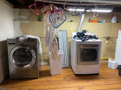 798 Old Lake Ave, Rahway NJ  07065-2623 exterior