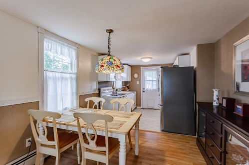 164 Wilson Blvd, Islip Manor, NY 11751-2226